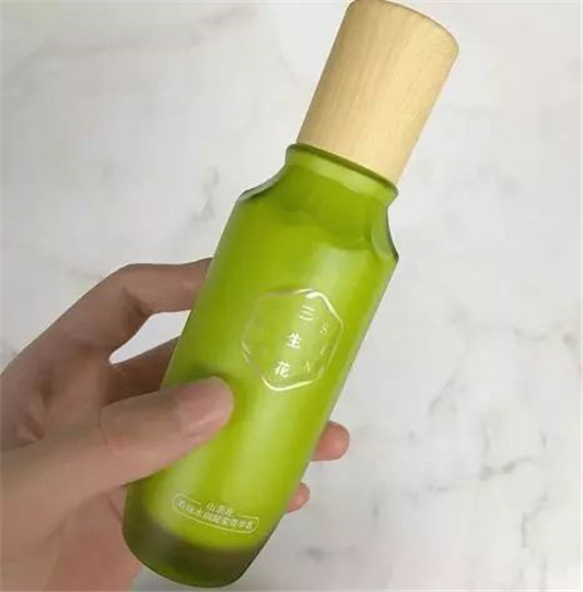 屈臣氏里便宜大碗的水乳，不仅保湿效果好滋润度还一级棒  屈臣氏 水乳 第4张