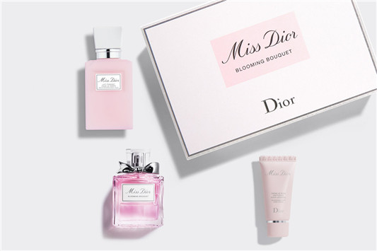 迪奥七夕情人节期间限定送礼首选，粉红乌干纱缎带包装