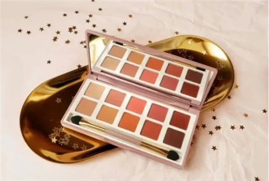 还没Get到眼妆的美，那是没碰到这些眼影盘  眼影盘 眼妆 第2张