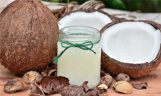 茶树精油去粉刺有用吗，茶树精油为什么能去粉刺