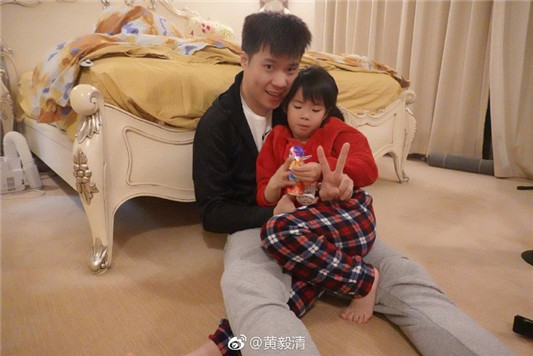 离婚是两个人的相互伤害，黄毅清说被黄奕伤害留下阴影  婚姻离婚 第1张