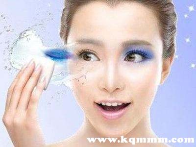 长期用卸妆水的危害是什么，对皮肤好吗
