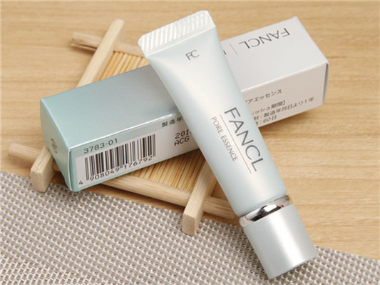 收缩毛孔紧致肌肤产品排行榜10强，让自己更精致更有气质  收缩毛孔护肤品 第8张