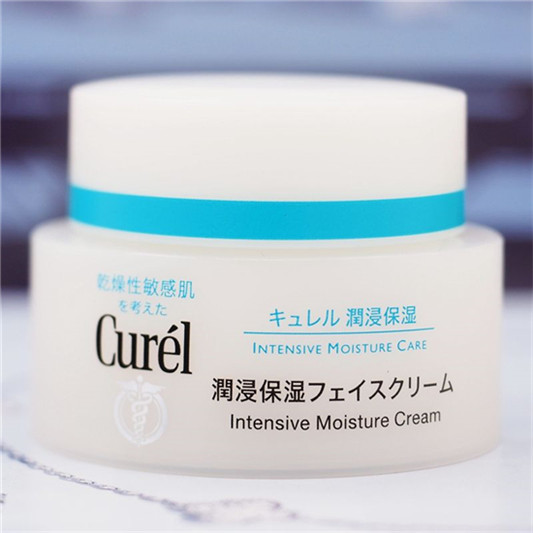 保湿抗衰效果好的护肤品排行榜，保湿做的好「永远不会老」  保湿护肤品 第5张