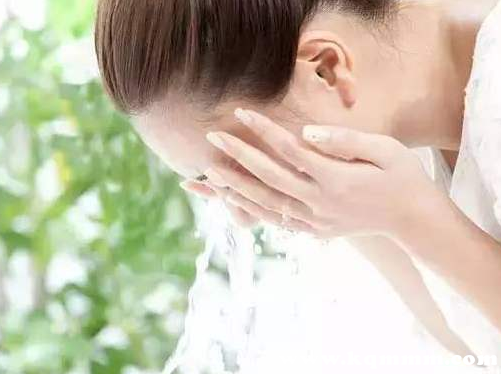 山羊奶提取物对皮肤的功效与作用，羊奶对皮肤的作用及功能