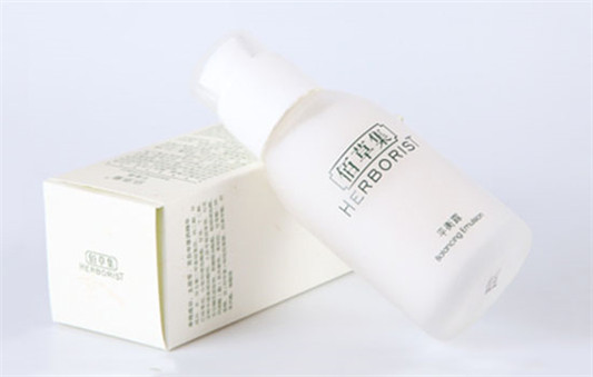 冬天做一个精致水晶透亮的美人，十款超好用冬季护肤品推荐  护肤品护肤品评测 第8张