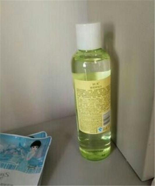 韩束橄榄油卸妆水怎么样，刺激眼睛卸妆不好