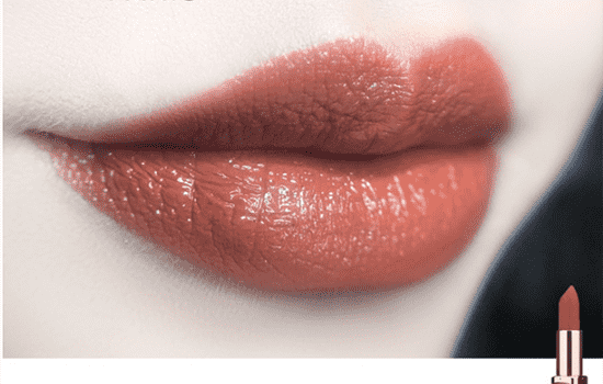 欧莱雅纷泽滋润唇膏试色，秋冬季节必不可少的唇膏  欧莱雅 口红 第2张