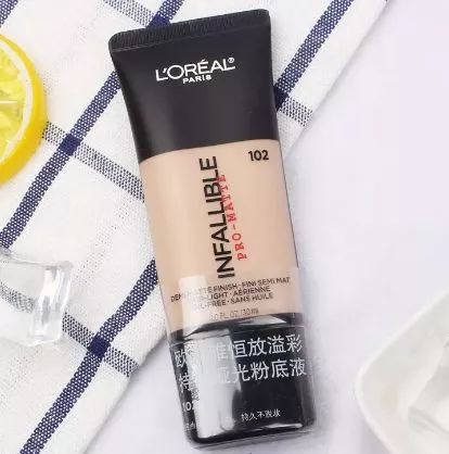 欧莱雅唇釉有哪些，轻松让颜值飙升几个度的彩妆单品  欧莱雅 口红哪个牌子好 口红 第11张