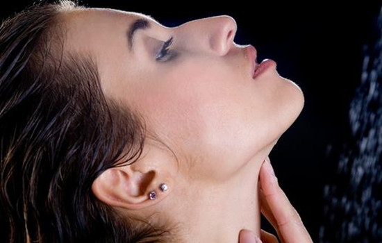 欧莱雅小黑瓶肌底液怎么用，按照日常步骤不出错  欧莱雅 精华液 第2张