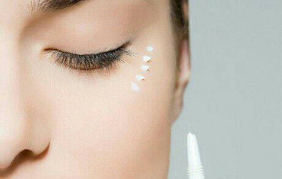 欧莱雅小黑瓶肌底液怎么用，按照日常步骤不出错  欧莱雅 精华液 第4张