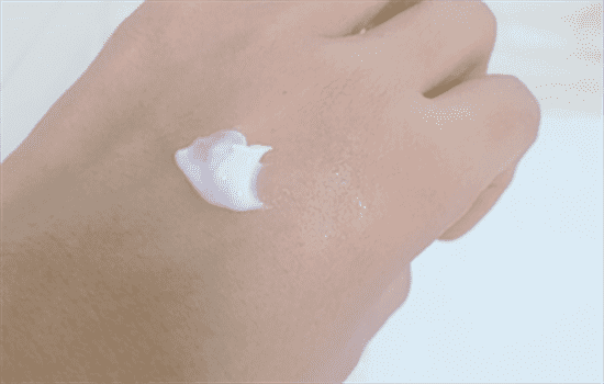 欧莱雅葡萄籽特润霜的质地是什么，让你的肌肤弹起来