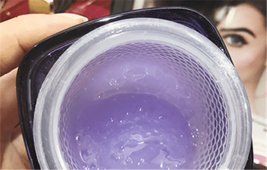 欧莱雅玻尿酸晚霜的质地是什么，轻松应对肌肤初老  欧莱雅 面霜 睡眠面膜 第1张