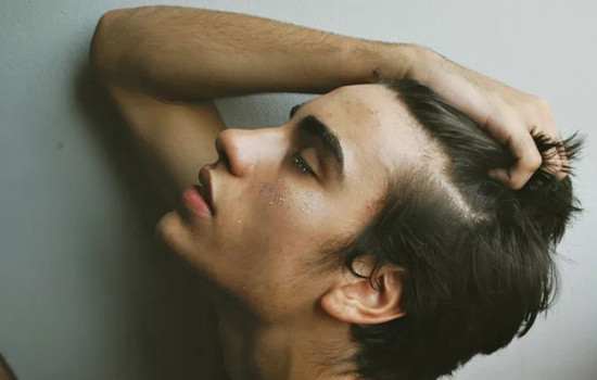 欧莱雅水凝露怎么使用，一步一步教你使用  欧莱雅 男士护肤 第4张