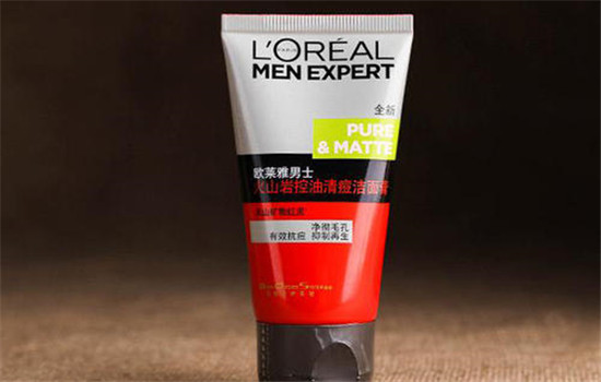 欧莱雅男士洗面奶女生可以用吗，女生使用要注意这些点