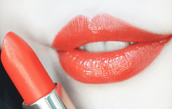 欧莱雅口红c411是什么颜色，显白大橙子  试色 欧莱雅 口红 第5张