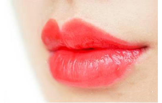 欧莱雅cc轻唇膏试色，最热六色试色  试色 欧莱雅 口红 第6张