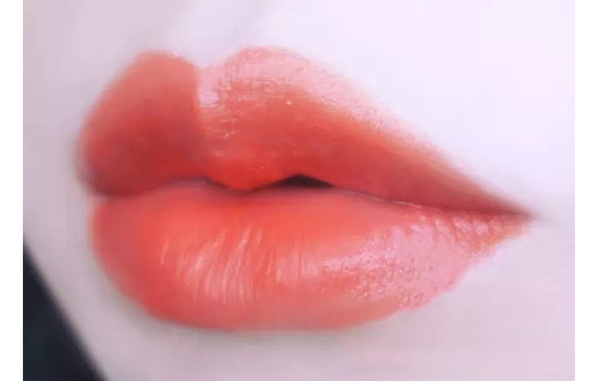 欧莱雅唇釉试色，最好看的唇釉推荐  试色 热门推荐 欧莱雅 第6张