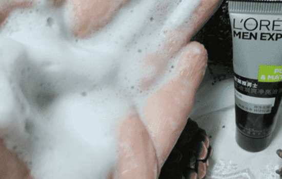欧莱雅男士美白洗面奶怎么样，男人皮肤看起来白净真的很重要  欧莱雅 男士美白 男士护肤 护理美白 洗面奶 第3张