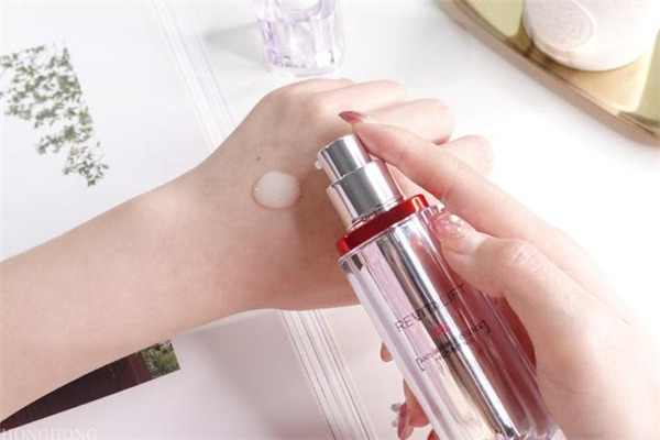 欧莱雅逆时瓶精华怎么样，欧莱雅逆时瓶精华好用吗  欧莱雅 欧莱雅逆时瓶精华怎么样 欧莱雅逆时瓶精华好用吗 呼吸37度 第3张