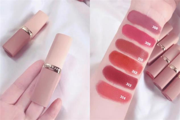 欧莱雅小粉管哪个颜色好看，欧莱雅小粉管多少钱  欧莱雅 欧莱雅小粉管哪个颜色好看 欧莱雅小粉管多少钱 呼吸37度 第3张