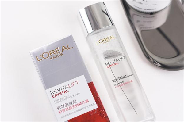 欧莱雅晶莹水适合什么年龄用，欧莱雅晶莹水男士可以用吗  欧莱雅 欧莱雅晶莹水适合什么年龄用 欧莱雅晶莹水男士可以用吗 呼吸37度 第3张