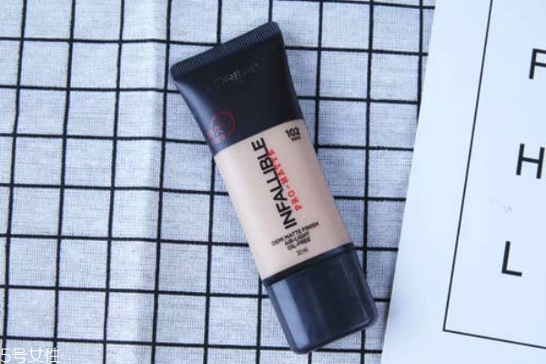 欧莱雅24小时粉底液怎么样，欧莱雅24小时粉底液测评