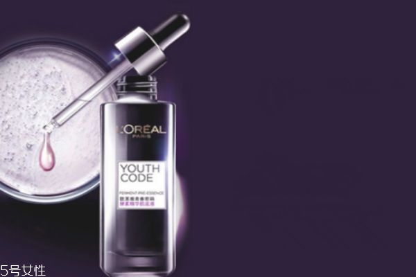 欧莱雅小黑瓶有酒精吗，是含有酒精的