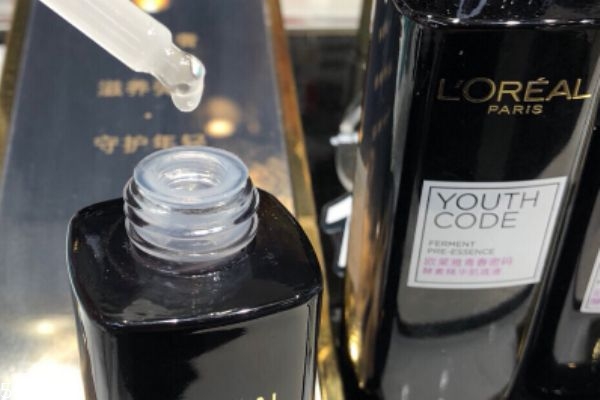 欧莱雅小黑瓶成分，平价兰蔻小黑瓶