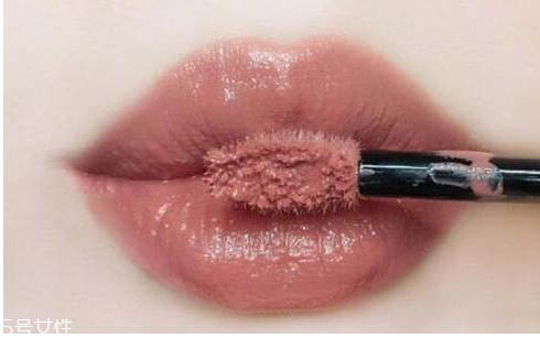 欧莱雅唇釉有哪些，欧莱雅唇釉试色  欧莱雅 欧莱雅唇釉有哪些 欧莱雅唇釉试色 呼吸37度 第24张