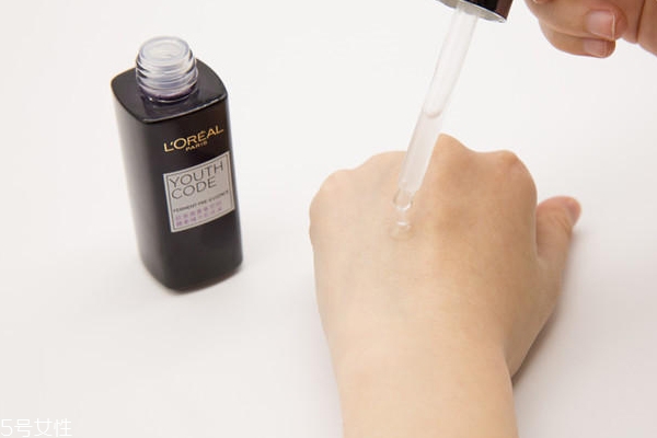 欧莱雅小黑瓶多久见效，欧莱雅小黑瓶真人体验  欧莱雅 精华 欧莱雅小黑瓶多久见效 呼吸37度 第1张