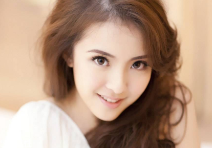 欧莱雅素颜霜价格是多少钱，素颜霜晚上不可以用  欧莱雅 欧莱雅素颜霜价格是多少钱 呼吸37度 第3张