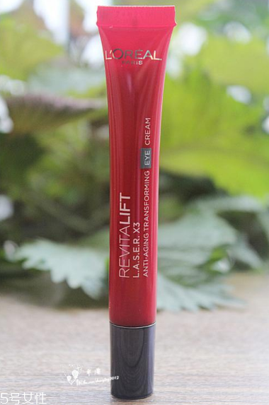 欧莱雅复颜光学系列眼霜好用吗，还你明媚双眼  欧莱雅 眼霜 欧莱雅复颜光学系列眼霜好用吗 呼吸37度 第5张