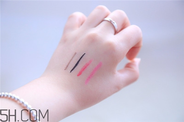 卸妆水对皮肤有伤害吗，欧莱雅三合一卸妆水使用测评  卸妆水 卸妆水对皮肤有伤害吗 欧莱雅三合一卸妆水使用测评 呼吸37度 第6张