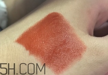 欧莱雅619秋叶试色，欧莱雅金管619好看吗，  欧莱雅 欧莱雅619口红 欧莱雅619秋叶试色 呼吸37度 第5张