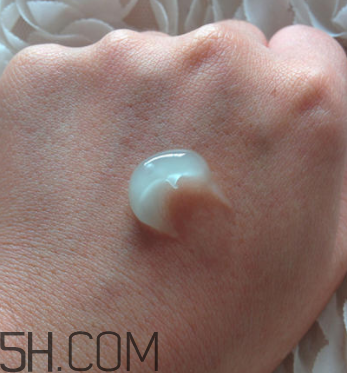 欧莱雅清润全日保湿凝露怎么样，好用吗  欧莱雅 凝露 欧莱雅清润全日保湿水精华凝露 呼吸37度 第5张