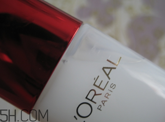 欧莱雅复颜清乳柔肤水适合年龄，适合肤质  欧莱雅 柔肤水 欧莱雅复颜清乳柔肤水 呼吸37度 第6张