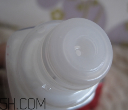 欧莱雅复颜清乳柔肤水适合年龄，适合肤质  欧莱雅 柔肤水 欧莱雅复颜清乳柔肤水 呼吸37度 第9张