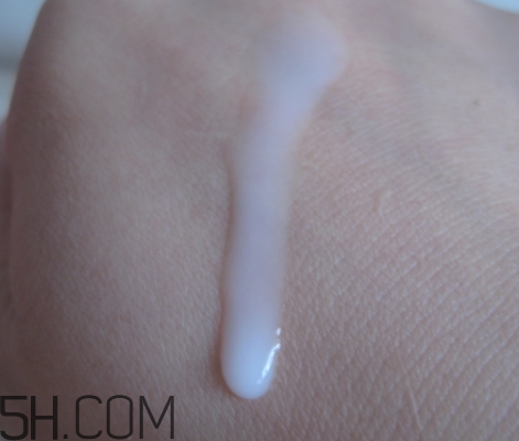 欧莱雅复颜清乳柔肤水适合年龄，适合肤质  欧莱雅 柔肤水 欧莱雅复颜清乳柔肤水 呼吸37度 第11张