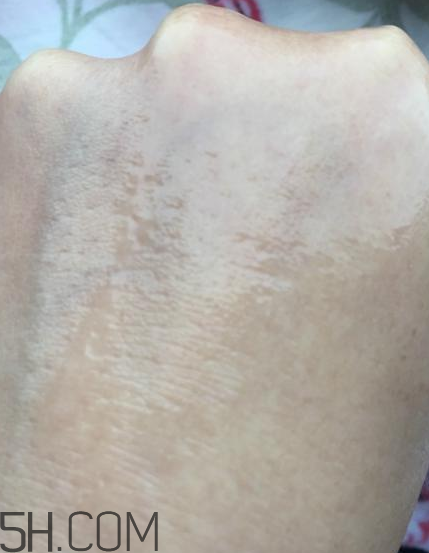 欧莱雅复颜清乳柔肤水适合年龄，适合肤质  欧莱雅 柔肤水 欧莱雅复颜清乳柔肤水 呼吸37度 第23张