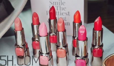 欧莱雅纯色订制唇膏色号，欧莱雅纯色订制唇膏试色图  欧莱雅 唇膏 欧莱雅纯色订制唇膏 呼吸37度 第11张