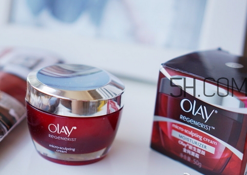 玉兰油大红瓶面霜和欧莱雅天才霜哪个好