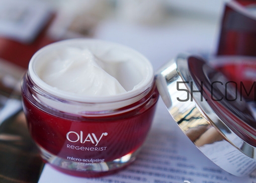 玉兰油大红瓶面霜和欧莱雅天才霜哪个好  玉兰油 欧莱雅 面霜 呼吸37度 第2张