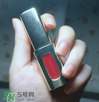 欧莱雅唇釉901平价斩男色试色，试色图  欧莱雅 唇釉 欧莱雅唇釉901 呼吸37度 第2张