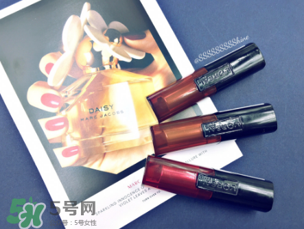 欧莱雅Infallible Lip持久唇膏口红推荐，欧莱雅口红试色  口红 Lip持久唇膏口红推荐 欧莱雅口红试色 呼吸37度 第4张