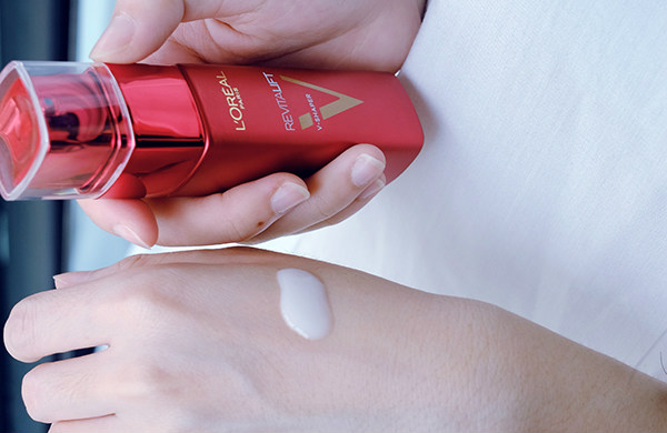 欧珀莱和欧莱雅哪个好，欧珀莱和欧莱雅哪个贵  欧珀莱 欧莱雅 欧珀莱和欧莱雅哪个好 呼吸37度 第4张