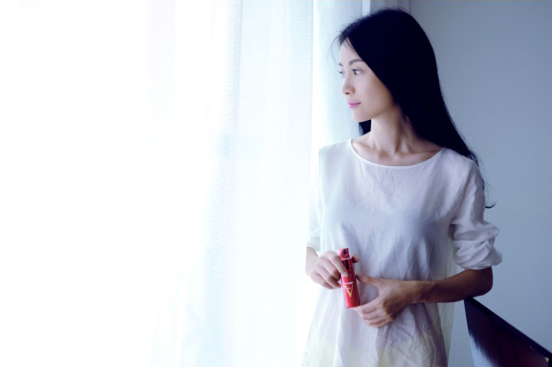 欧珀莱和欧莱雅哪个好，欧珀莱和欧莱雅哪个贵  欧珀莱 欧莱雅 欧珀莱和欧莱雅哪个好 呼吸37度 第5张