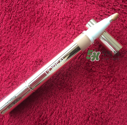 欧莱雅遮瑕笔怎么用，欧莱雅遮瑕笔使用方法