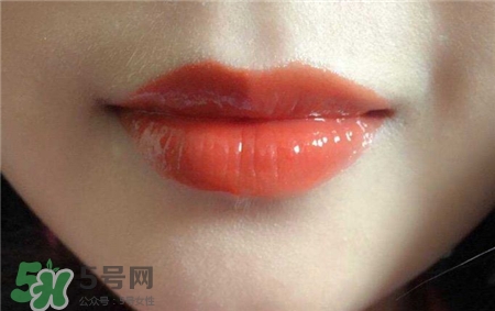 欧莱雅唇釉300，欧莱雅唇釉300试色  欧莱雅 欧莱雅唇釉300 欧莱雅唇釉300试色 呼吸37度 第3张