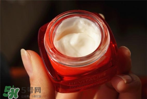 欧莱雅复颜眼霜多少钱，欧莱雅复颜眼霜价格  欧莱雅 欧莱雅复颜眼霜多少钱 欧莱雅复颜眼霜价格 呼吸37度 第3张